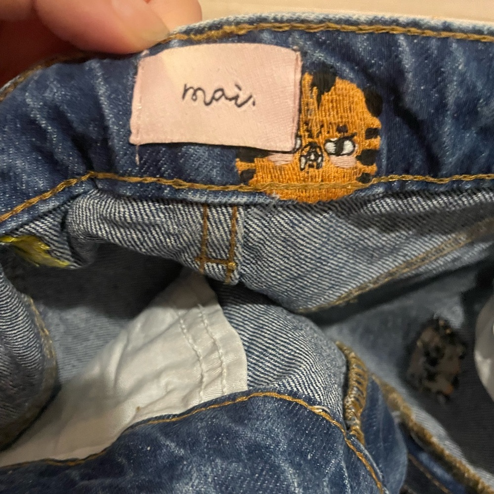 Mai Accents Jeans - Picture 5 of 5